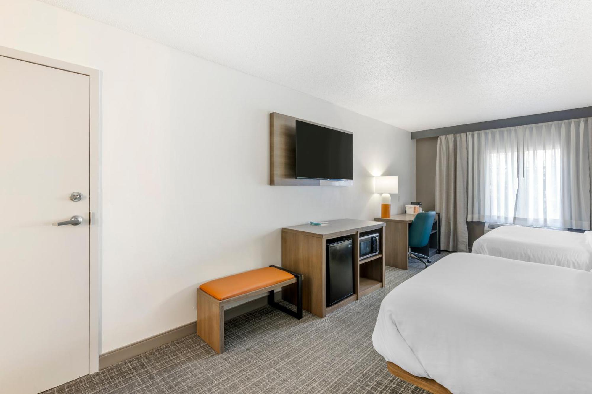 Comfort Inn & Suites Louisville Airport Fair & Expo Εξωτερικό φωτογραφία