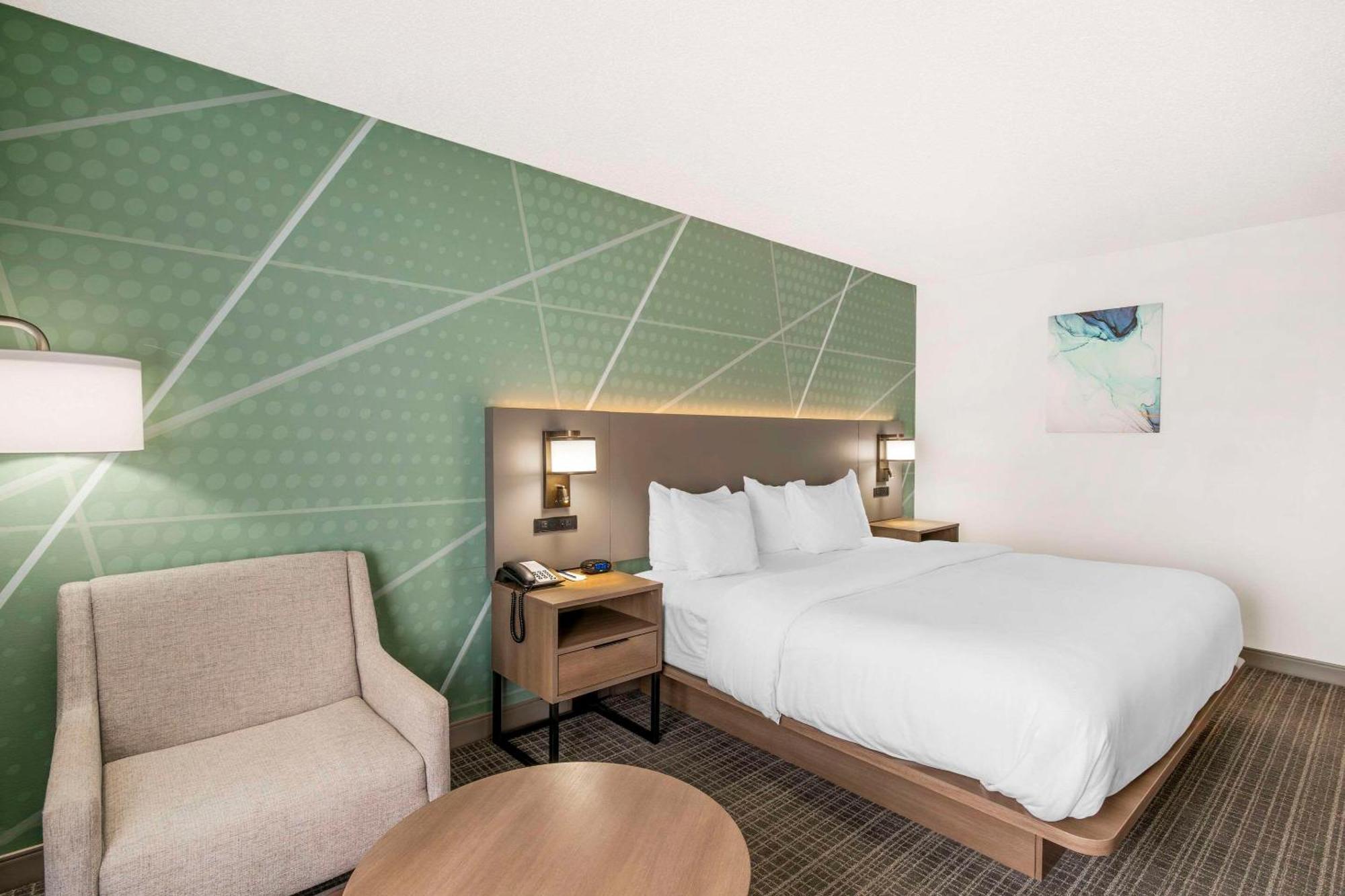 Comfort Inn & Suites Louisville Airport Fair & Expo Εξωτερικό φωτογραφία