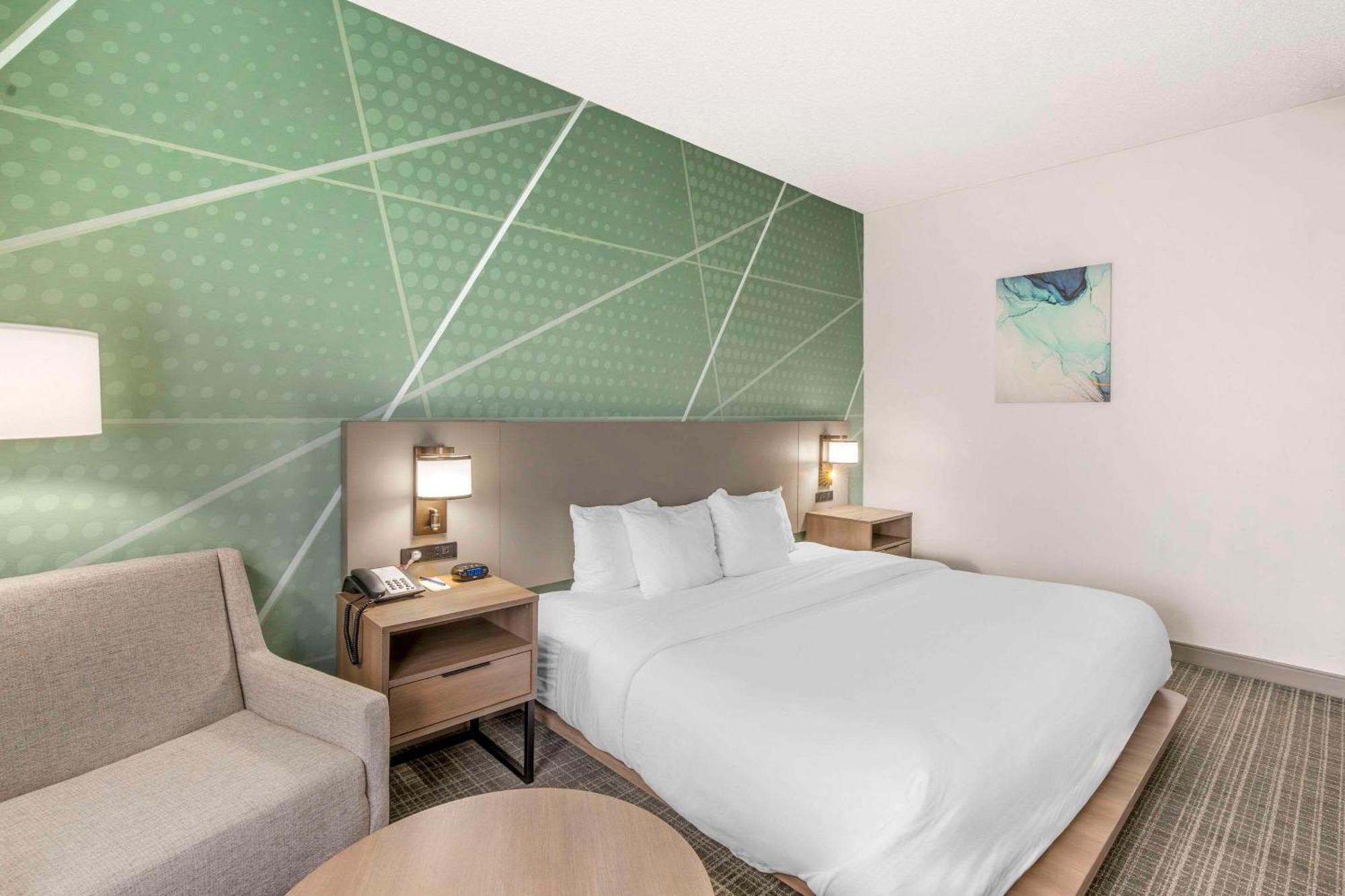 Comfort Inn & Suites Louisville Airport Fair & Expo Εξωτερικό φωτογραφία