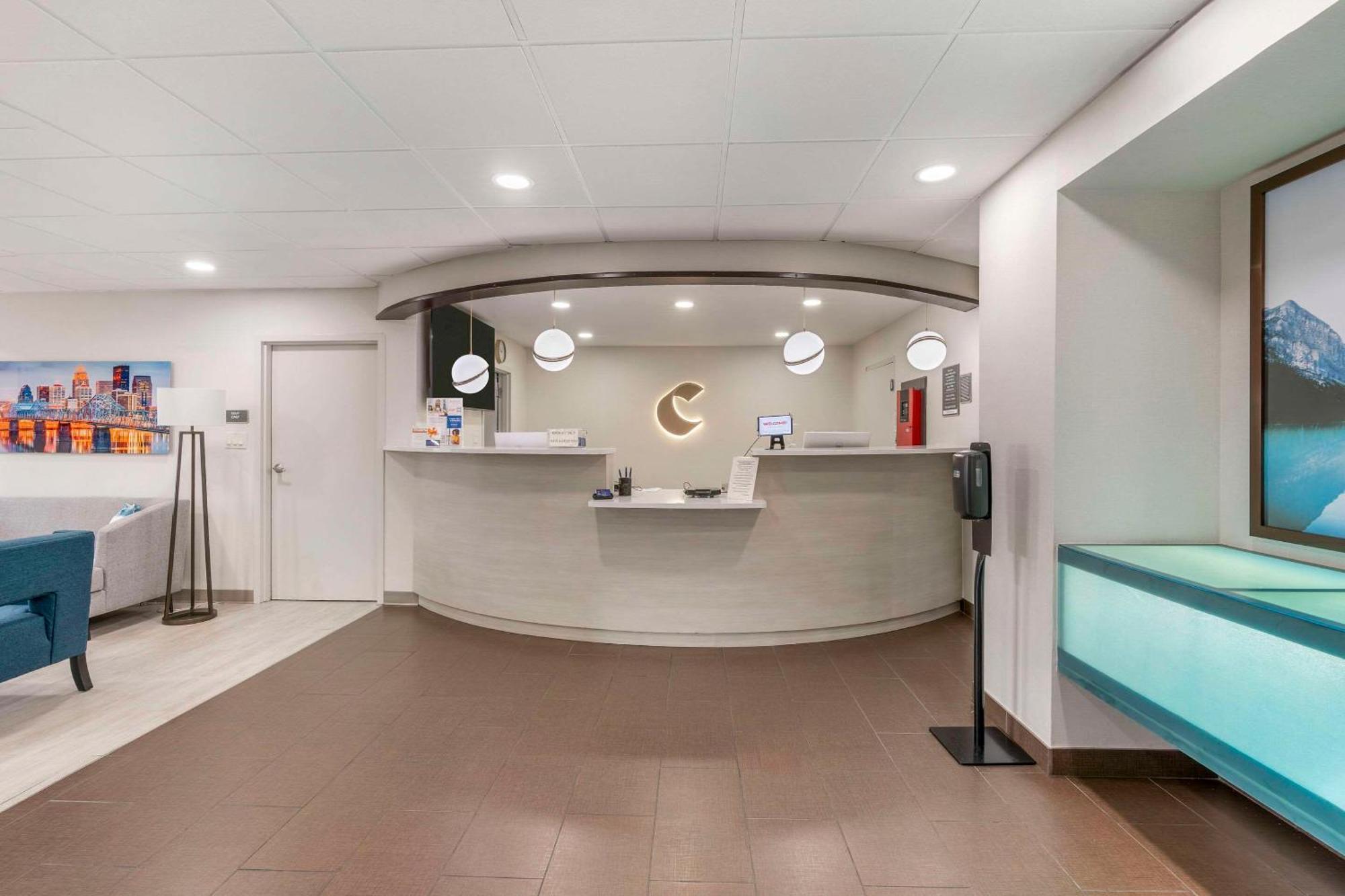 Comfort Inn & Suites Louisville Airport Fair & Expo Εξωτερικό φωτογραφία