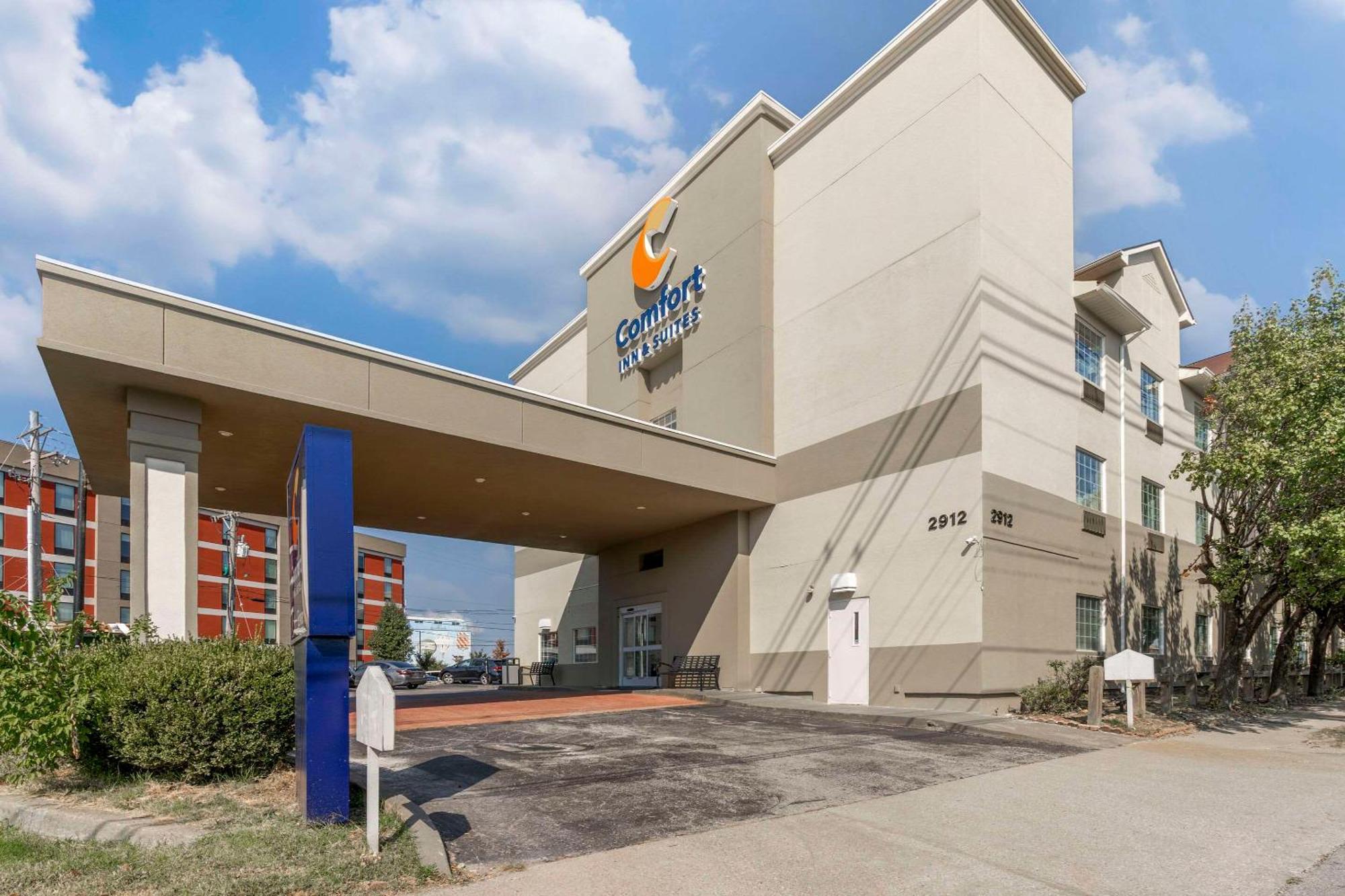 Comfort Inn & Suites Louisville Airport Fair & Expo Εξωτερικό φωτογραφία