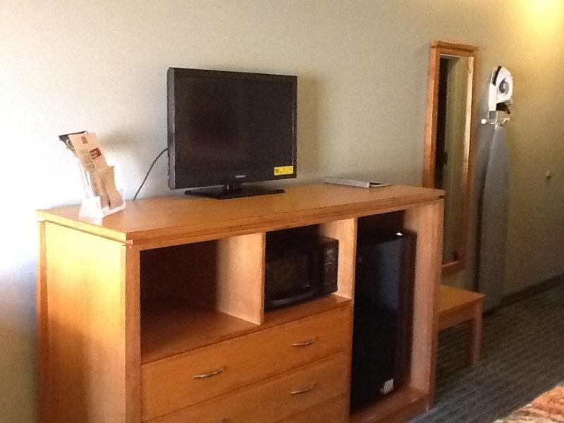 Comfort Inn & Suites Louisville Airport Fair & Expo Εξωτερικό φωτογραφία